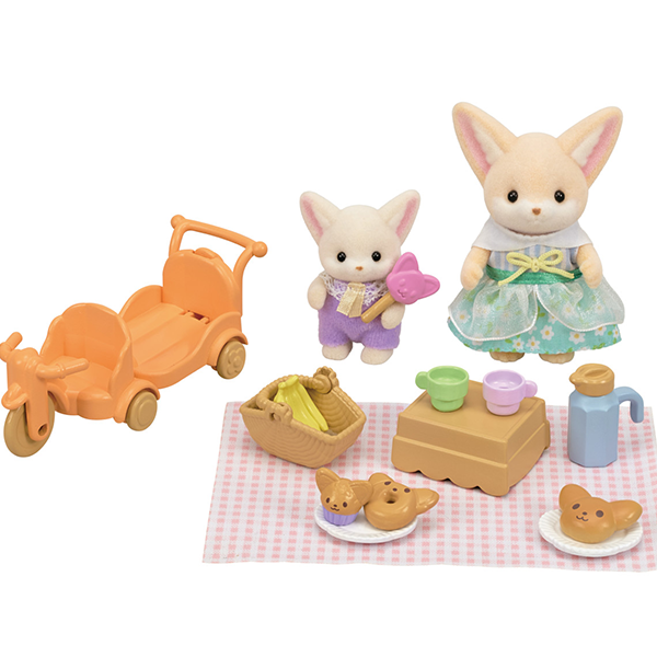 Calico Critters Sunny Picnic Set - Fennec Foxsister and Baby