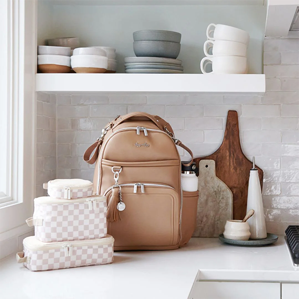 Itzy Ritzy Taupe Checkerboard Pack Like a Boss™ Packing Cubes