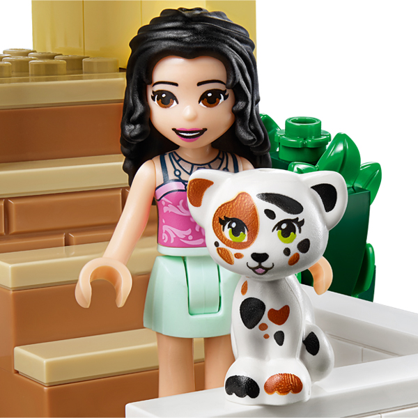 LEGO® Friends 41379 Heartlake City Restaurant | JR Toy Company